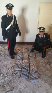 carabinieri-furto-mattonelle