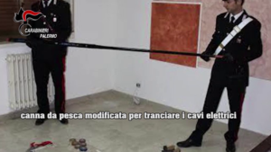 carabinieri-red-gold-4