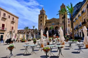 over tourism cefalù